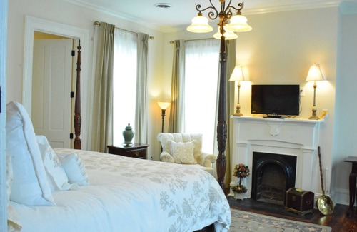 Holly Springs Cama Y Desayuno | The Wynne House Inn