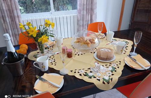 Mataelpino Apartamento | The Yellow House