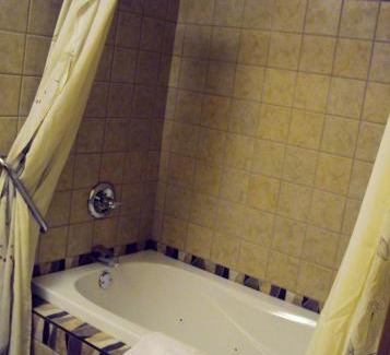 Whitehorse Hotel | The Yukon Inn