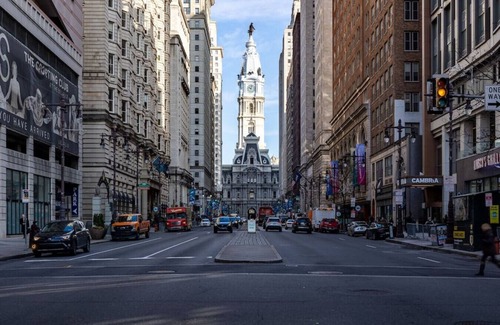 Gayborhood Apartamento | Thena Hotel- Lux Studio