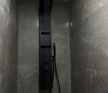 Courcelles Apartamento | Thera Priva chambre de luxe