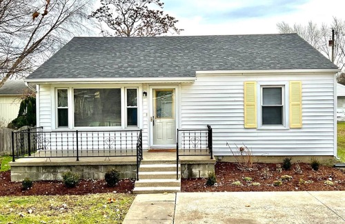 Marion Casa | This house is a 2 bedroom(s), 1 bathrooms, located in Marion, IN.