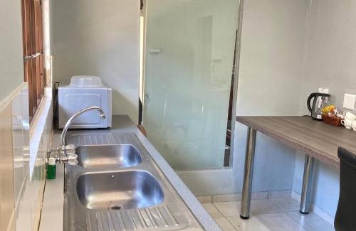 Greater Johannesburg Metropolitan Area Villa | Three Bedroom Pool Villa