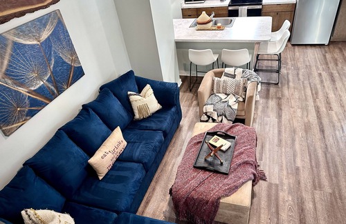 Oskaloosa Casa | Three bedroom townhome, blocks from idyllic downtown