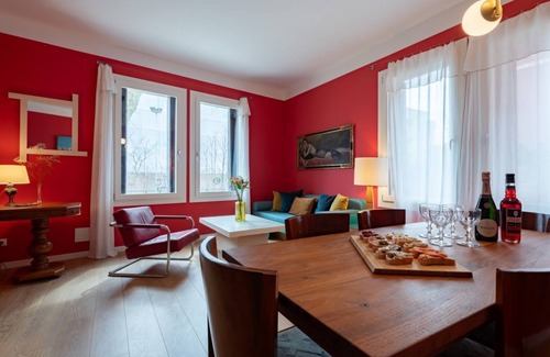 Dorsoduro Apartamento | three bedroom palace in the heart of Venice