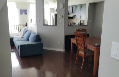 Cardinal Creek Casa | Three-room townhouse