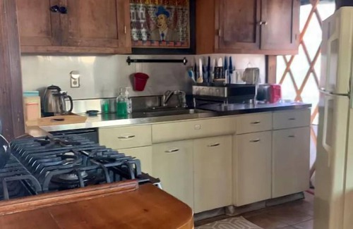 Pilot Casa | Three-story Blue Ridge Yurt getaway