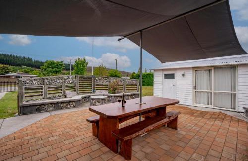 Clyde Casa | Thyme Away - Clyde Holiday Home