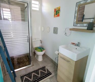 Anse-Bertrand Casa | Ti Kaz indigo Gite creole avec piscine et table dhotes à Anse Bertrand