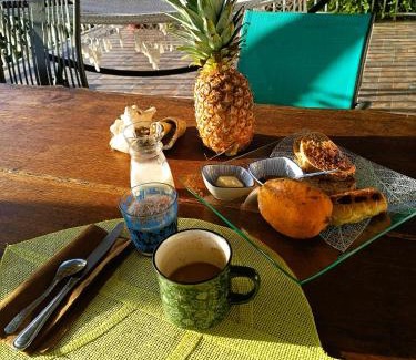 Anse-Bertrand Casa | Ti Kaz indigo Gite creole avec piscine et table dhotes à Anse Bertrand