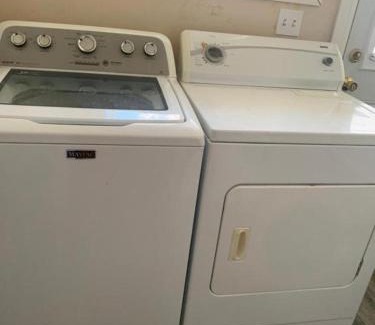 Estevan Casa | Tight budget room for rent in my singlehouse