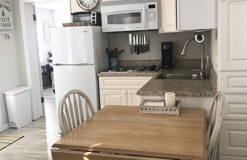 Englewood Casa | Tiki en la bahía! Escapada tranquila, pintoresca y relajante de Florida.