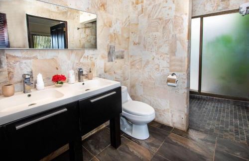 Dominical Hotel | Tiki Villas Rainforest Lodge - Adults Only