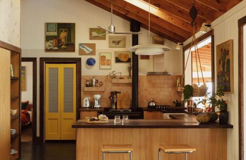 The Range Villa | TIMBA - Luxury bush retreat with pool, spa & gym