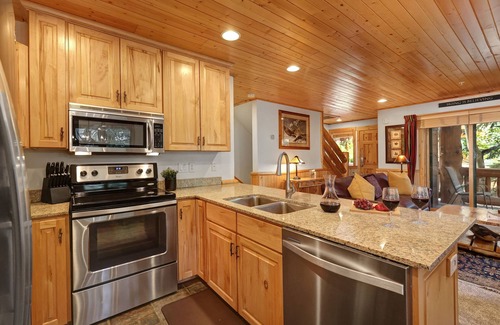 South Snyderville Basin Condominio | Timber Wolf Lodge 10d 2 Bedroom Condo by RedAwning