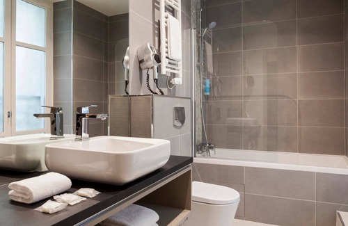 Montmartre Hotel | Timhotel Montmartre