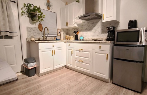 Longwood Cabaña | Tiny Hidden Cottage