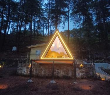 Comayagua Chalet De Esquí | Tiny Pines A-Frame Cabin, Domes and Luxury Glamping Site