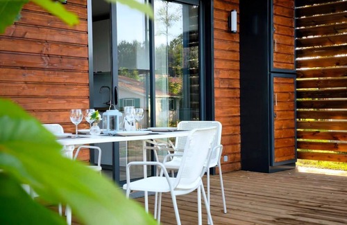 Herm Chalet De Esquí | TinyHouse d'Herm, at the gateway to endless pine forests and the Atlantic Ocean!