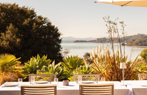 Clevedon Casa | Tio Point - Clevedon Family Getaway