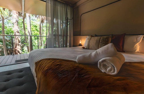 Tiona Otro | Tiona Palms Holiday Park