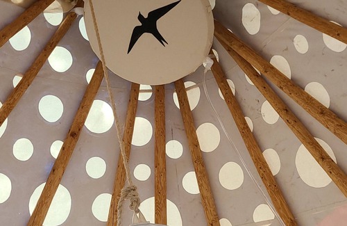 Lincoln Alquiler De RV | Tipi for 2!