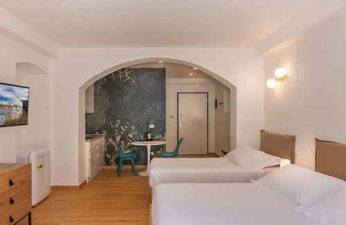 Marina di Massa Hotel | Tirreno Beachfront Apartments