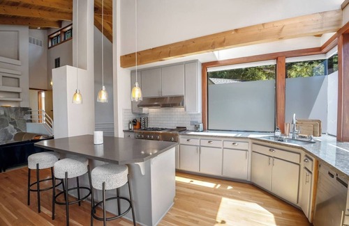 Santa Rosa Casa | Titan: Theater, Heated Pool, Gym, Billiards