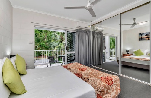 Port Douglas Hotel | Titree Village Holiday Apartments
