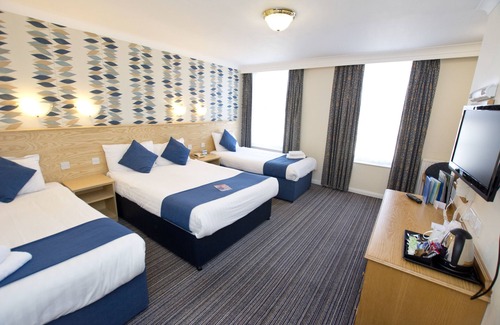 Torquay City Centre Hotel | TLH Derwent Hotel - TLH Leisure, Entertainment and Spa Resort