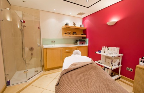 Torquay City Centre Hotel | TLH Derwent Hotel - TLH Leisure, Entertainment and Spa Resort