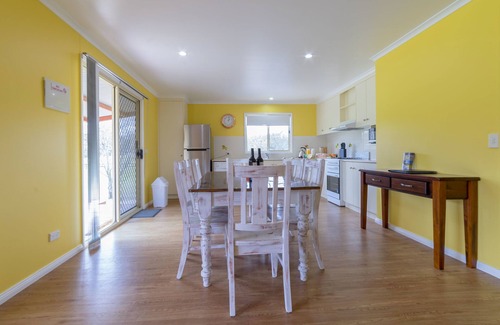 Cobram East Hotel | Tokemata Retreat