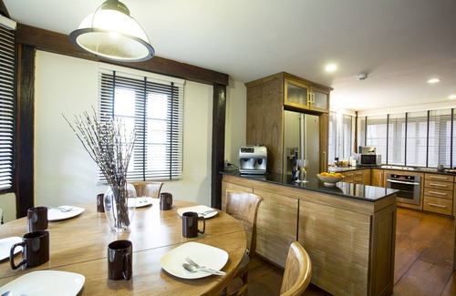 Old City Villa | 5 Bedroom Luxury Villa @ Chiang Mai-Norte