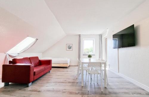 Hoisten Apartamento | Tolstov Apartments - 4 Room Apartments - 30 Min Messe DUS