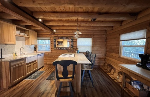 Oak Shores Casa | Tomos Landing-Walking Distancia al puerto deportivo, incluye resbalón privado