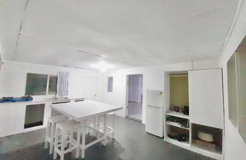 Fua'amotu Cabaña | Tonga Airport Cottage - Entire Place