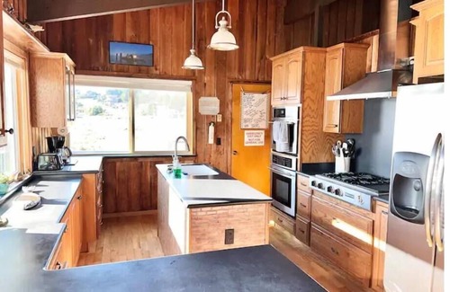 Gold Beach Apartamento | Top Deck on the Rogue