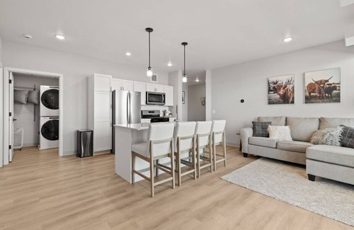 Lake City Condominio | Top floor unit with huge patio overlooking Lake Pepin - Assigned Garage - Unit 303