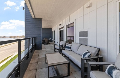 Lake City Condominio | Top floor unit with huge patio overlooking Lake Pepin - Assigned Garage - Unit 303