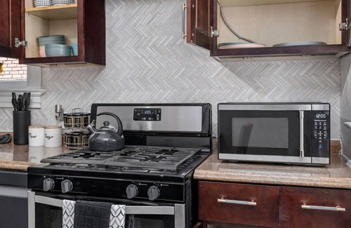 St. Louis Apartamento | TOP RATED! FANTASTIC LOCATION! 3 bedroom near WASHU, LOOP, Pageant, Forest Park