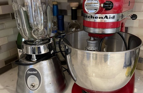 Alameda Casa | Top Victorian Flat steps away from Downtown