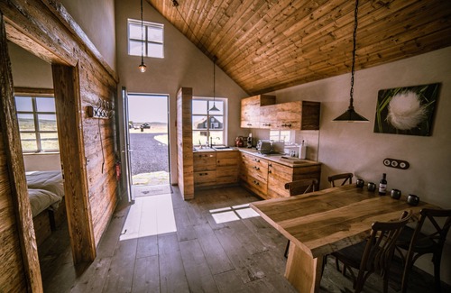 Kjarnholt Cabina | Torfhús Retreat
