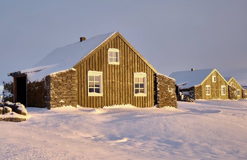 Kjarnholt Cabina | Torfhús Retreat
