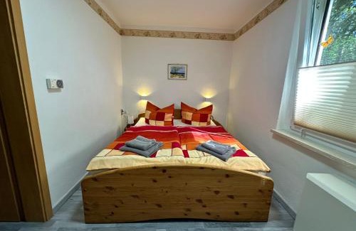 Tornow Apartamento | Tornower Waldhäusl, perfekt gelegen 60 km vor Berlin, auf der Schwelle zum Spreewald und nahe Tropical Islands