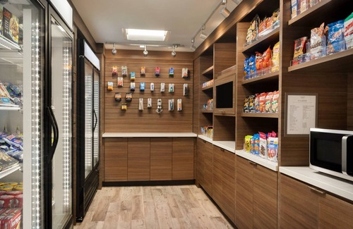 Kill Devil Hills Hotel | TownePlace Suites by Marriott Outer Banks Kill Devil Hills