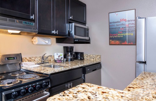 East Lansing Hotel | Towneplace Suites by Marriott East Lansing