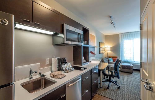 Beaumont Residential Hotel | TownePlace Suites by Marriott Lexington Keeneland/Airport