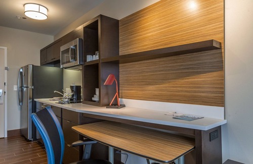 Beaumont Residential Hotel | TownePlace Suites by Marriott Lexington Keeneland/Airport