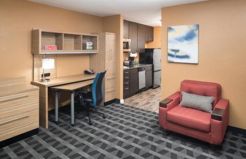 Panama City Hotel | TownePlace Suites by Marriott Panama City