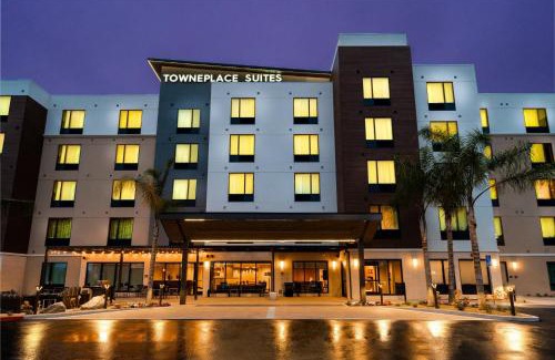 Lake Forest Hotel | TownePlace Suites Irvine Lake Forest
